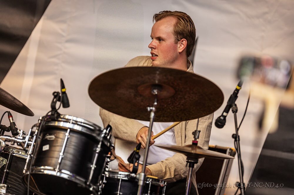 Hafsteinn Davidsson performing live