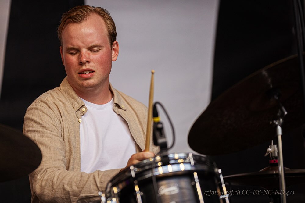 Hafsteinn Davidsson performing live